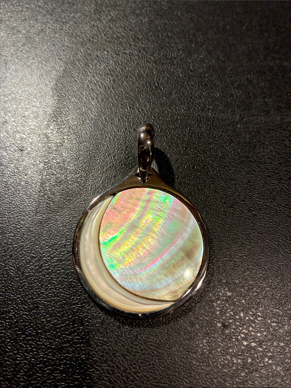 Iridescent Mother of Pearl Circle Pendant in Silver